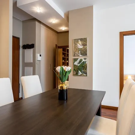 Urban Chic - One Bedroom - Center&stawki Apartmán *