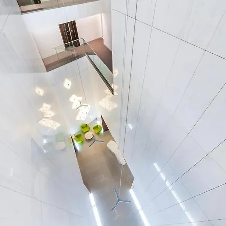 Urban Chic - One Bedroom - Center&stawki Daire