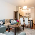 Urban Chic - One Bedroom - Center&stawki Appartement Varsovie